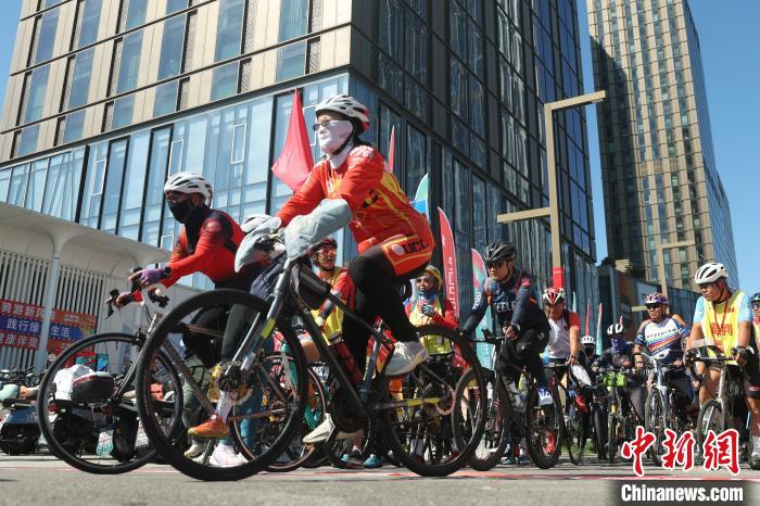 2025运河骑游活动千人骑行展现副中心生态与文化