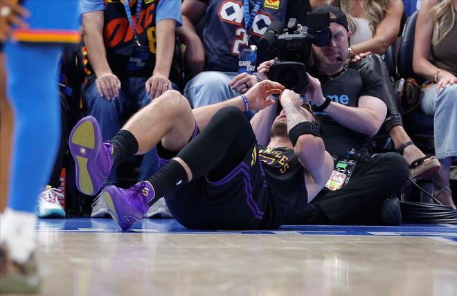 东契奇左腿筋二级拉伤 湖人季后赛希望破灭