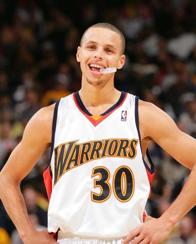 库里距离3万分仅差3507分 伤病成突破瓶颈最大阻