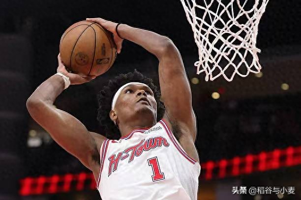 火箭8连胜终结76人三连败 阿门数据亮眼引关注