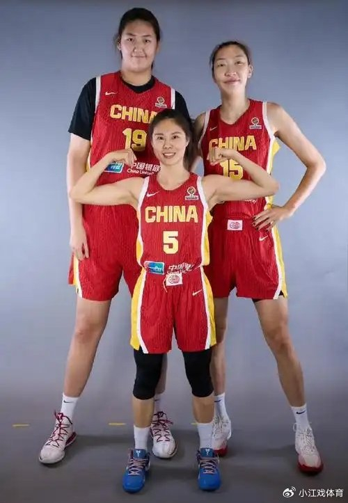 中国女篮5个月封闭集训引争议 球员离队质疑训练